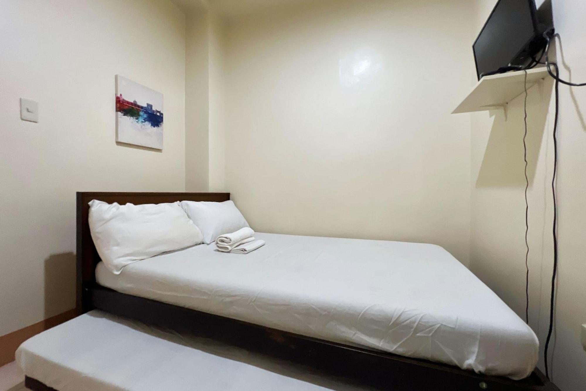 Sta Rosa Inn Iloilo Powered By Cocotel Стая снимка