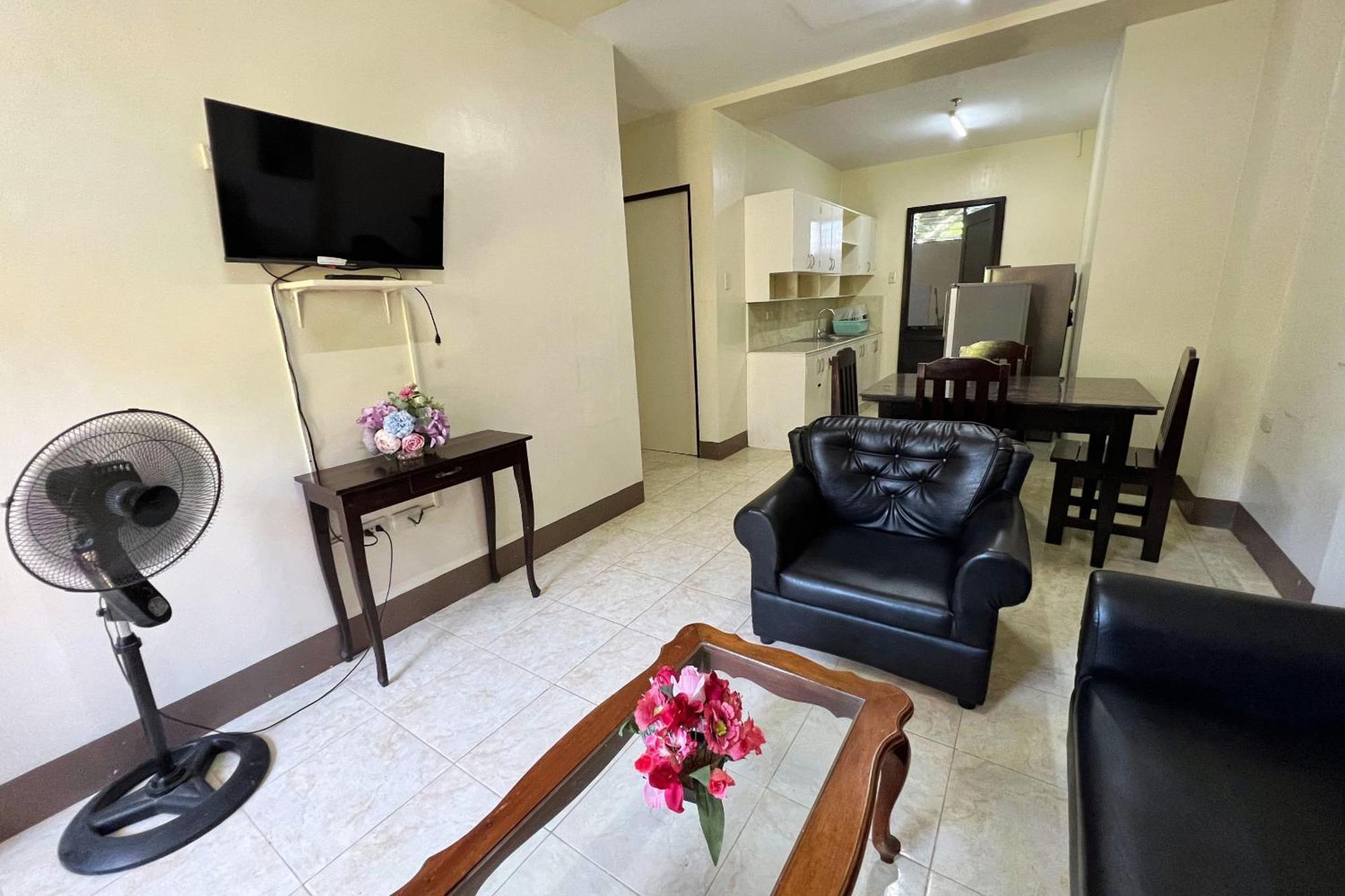 Sta Rosa Inn Iloilo Powered By Cocotel Стая снимка